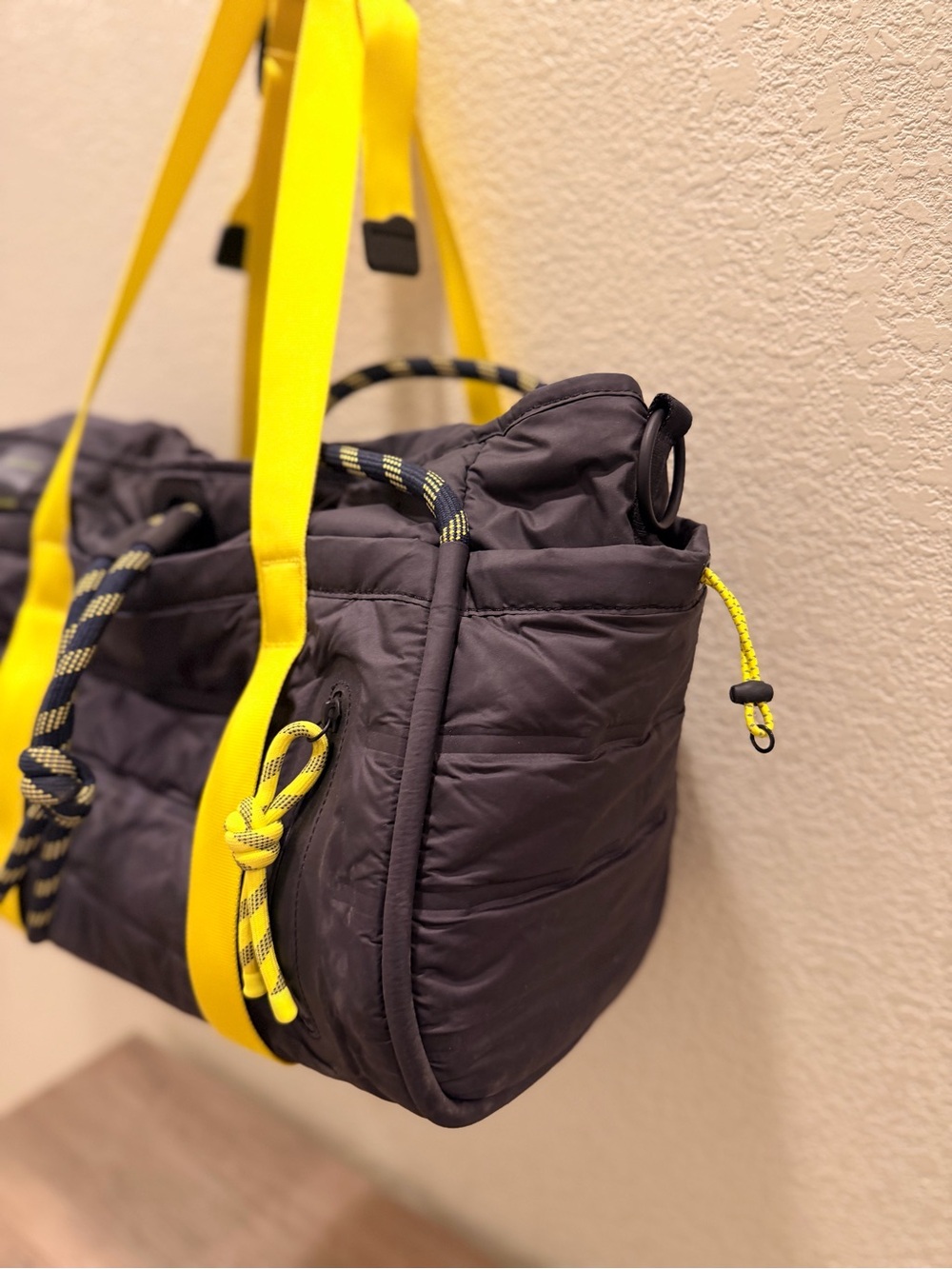 lululemon athletica x Roksanda Face Forward Duffel Black - Picture 4 of 15